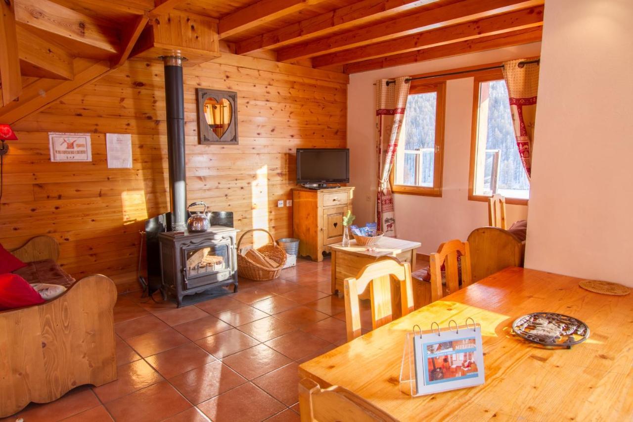 Chalet Le Melezin Hameau Des Chazals Nevache Hautes Alpes 외부 사진